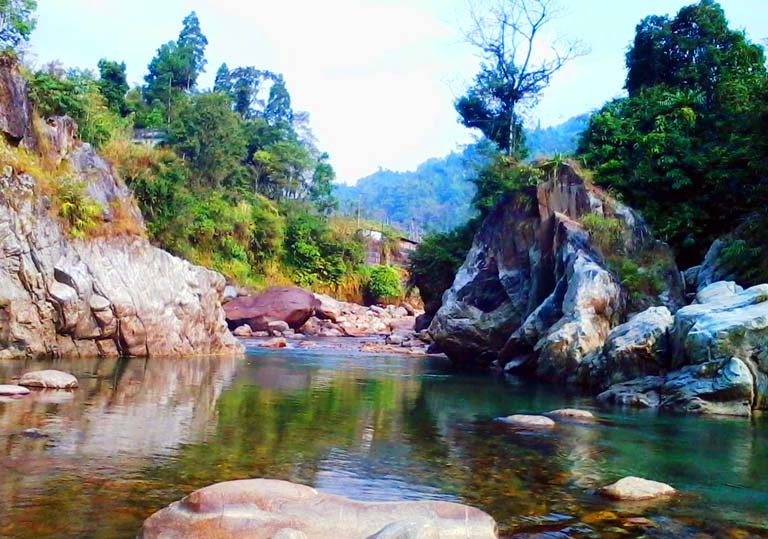 jhalong tourist spot